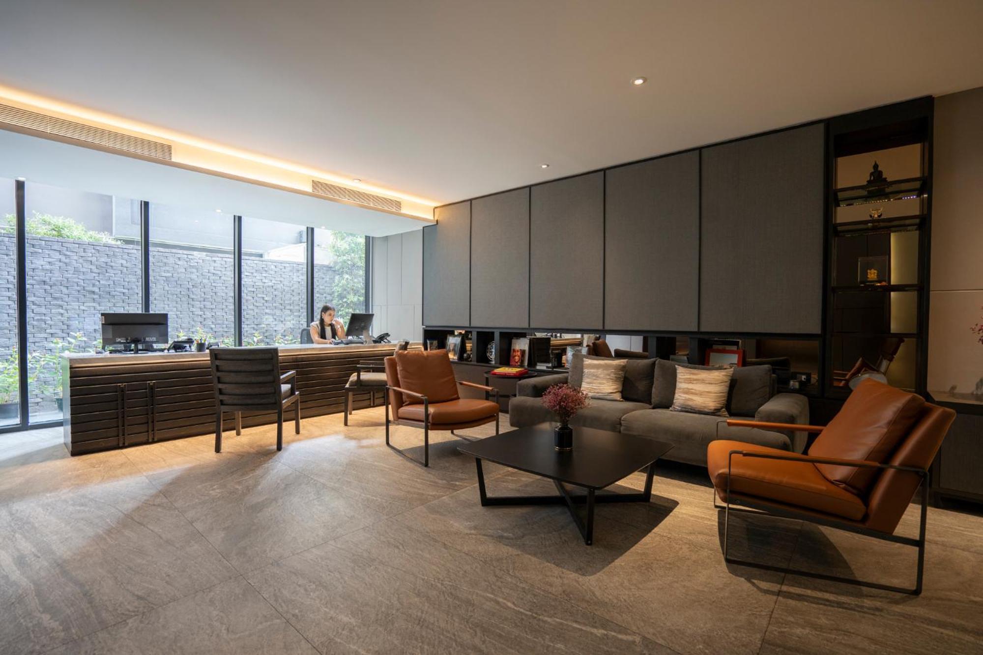 Walton Suites Sukhumvit Bangkok Ngoại thất bức ảnh