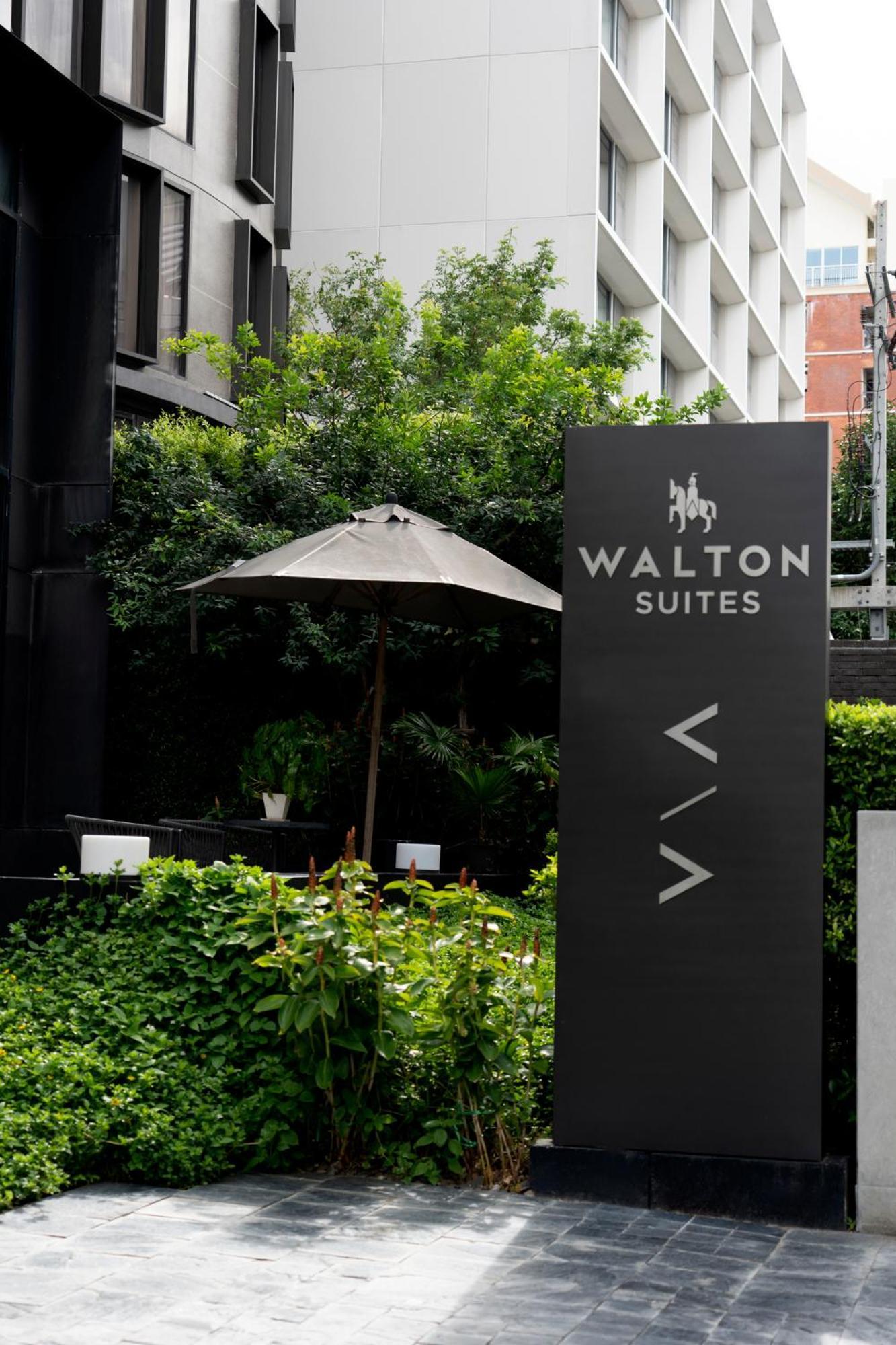 Walton Suites Sukhumvit Bangkok Ngoại thất bức ảnh