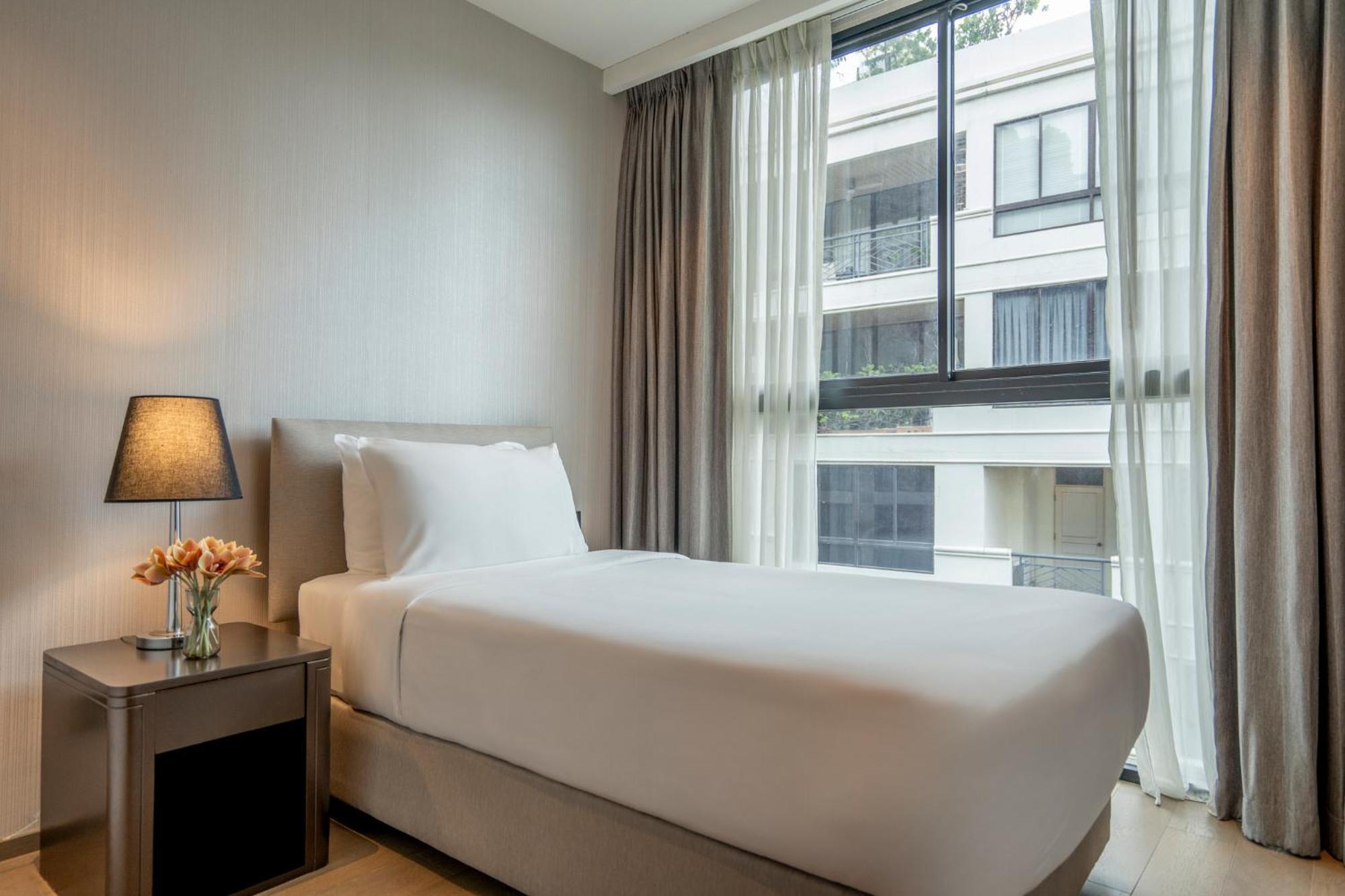 Walton Suites Sukhumvit Bangkok Ngoại thất bức ảnh