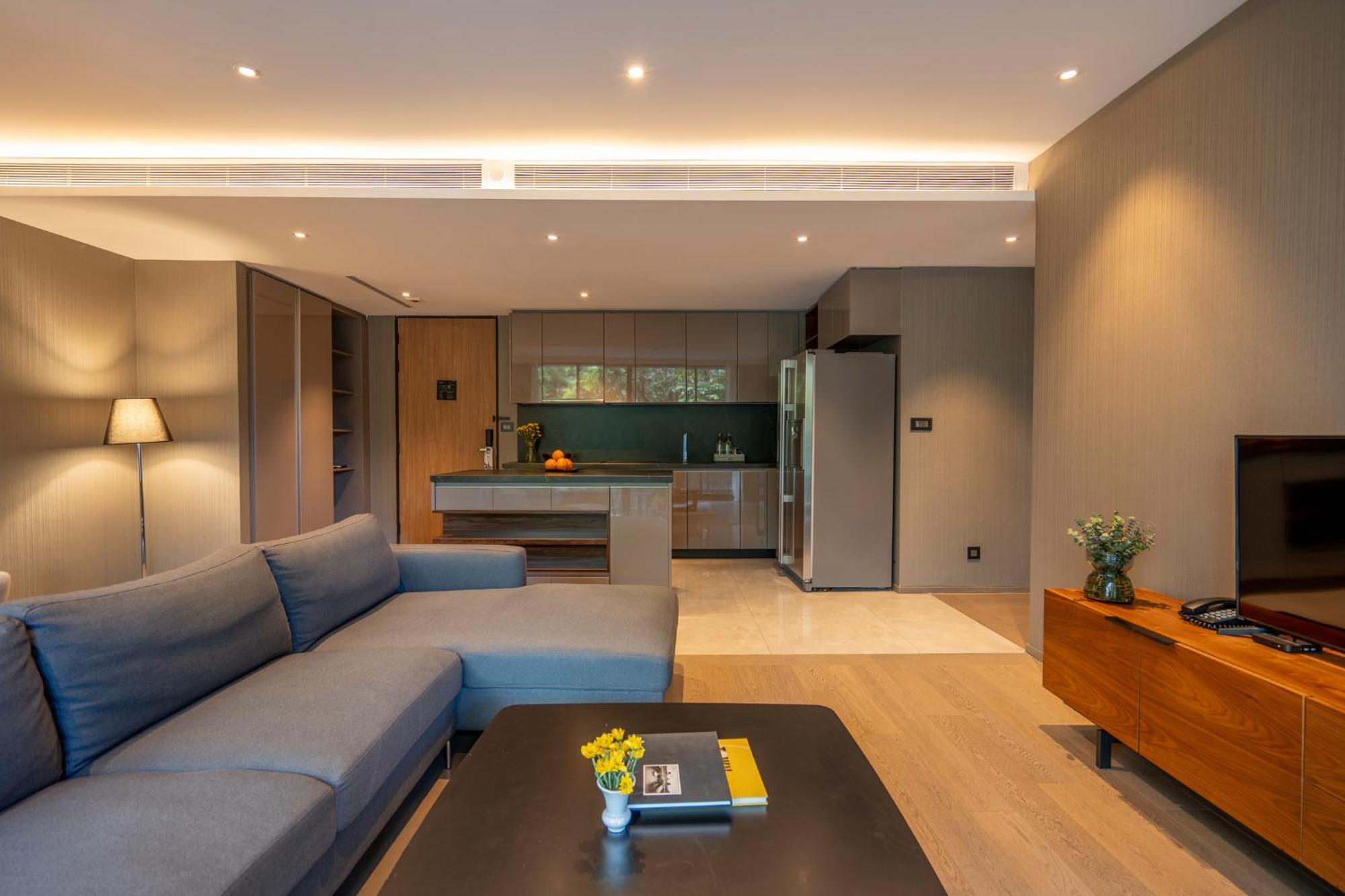 Walton Suites Sukhumvit Bangkok Ngoại thất bức ảnh