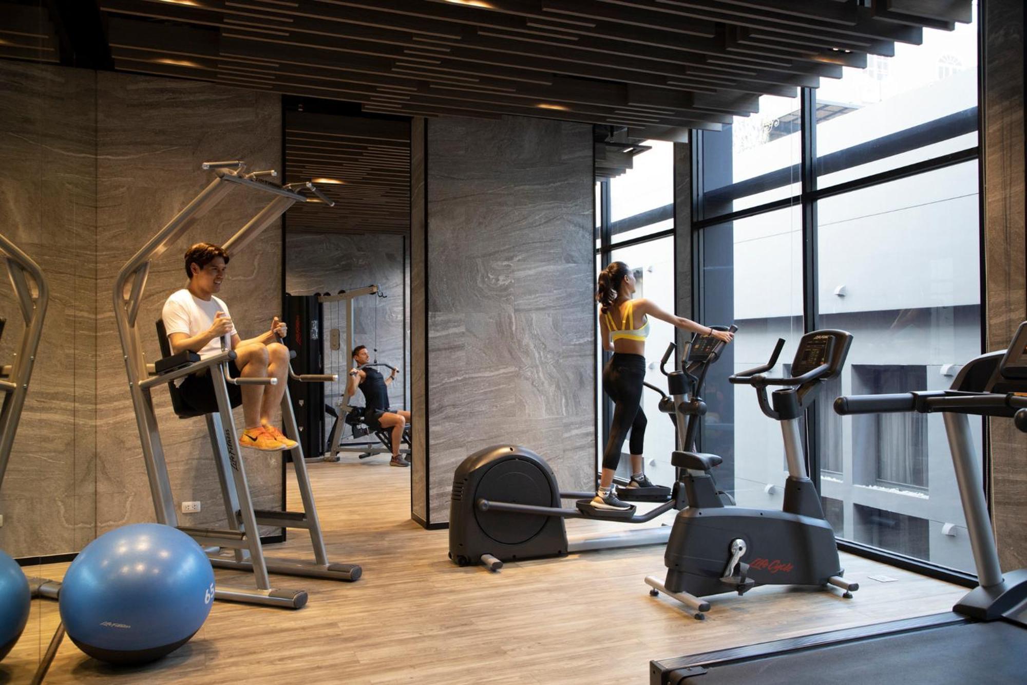 Walton Suites Sukhumvit Bangkok Ngoại thất bức ảnh