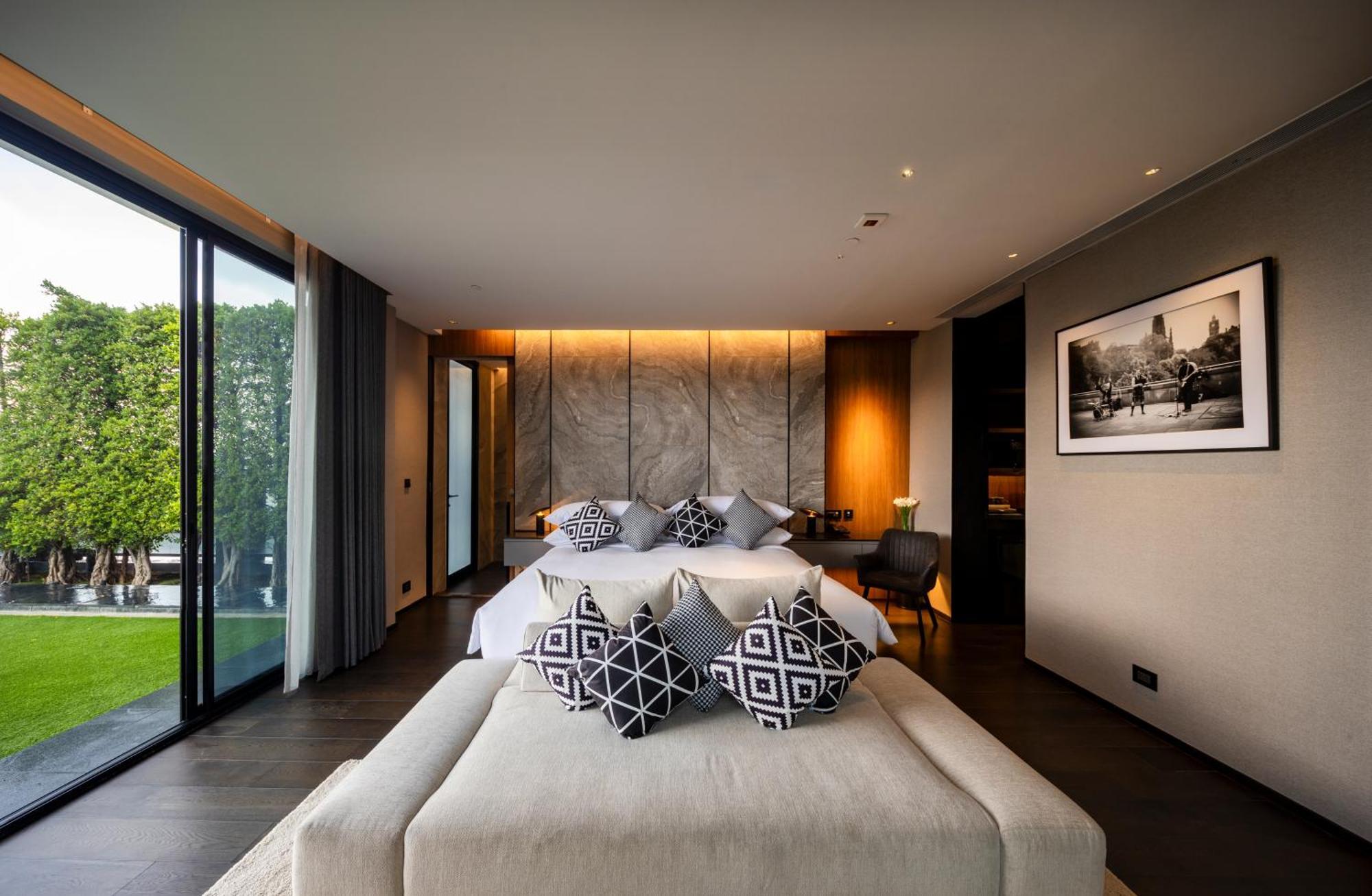 Walton Suites Sukhumvit Bangkok Ngoại thất bức ảnh