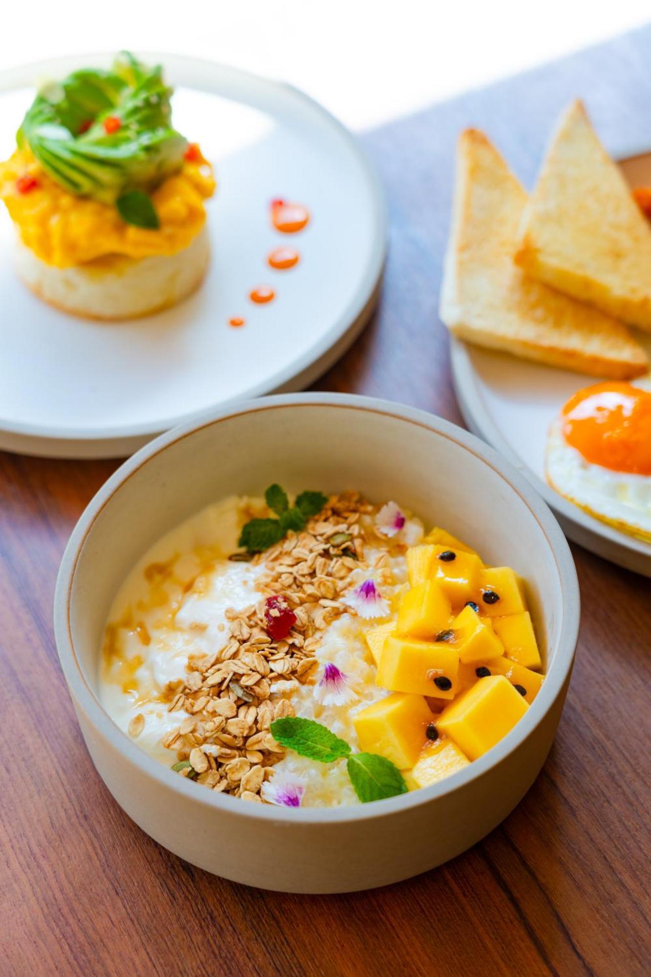 Walton Suites Sukhumvit Bangkok Ngoại thất bức ảnh