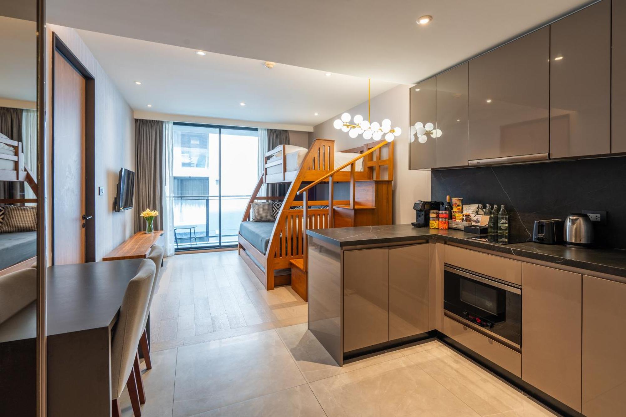 Walton Suites Sukhumvit Bangkok Ngoại thất bức ảnh