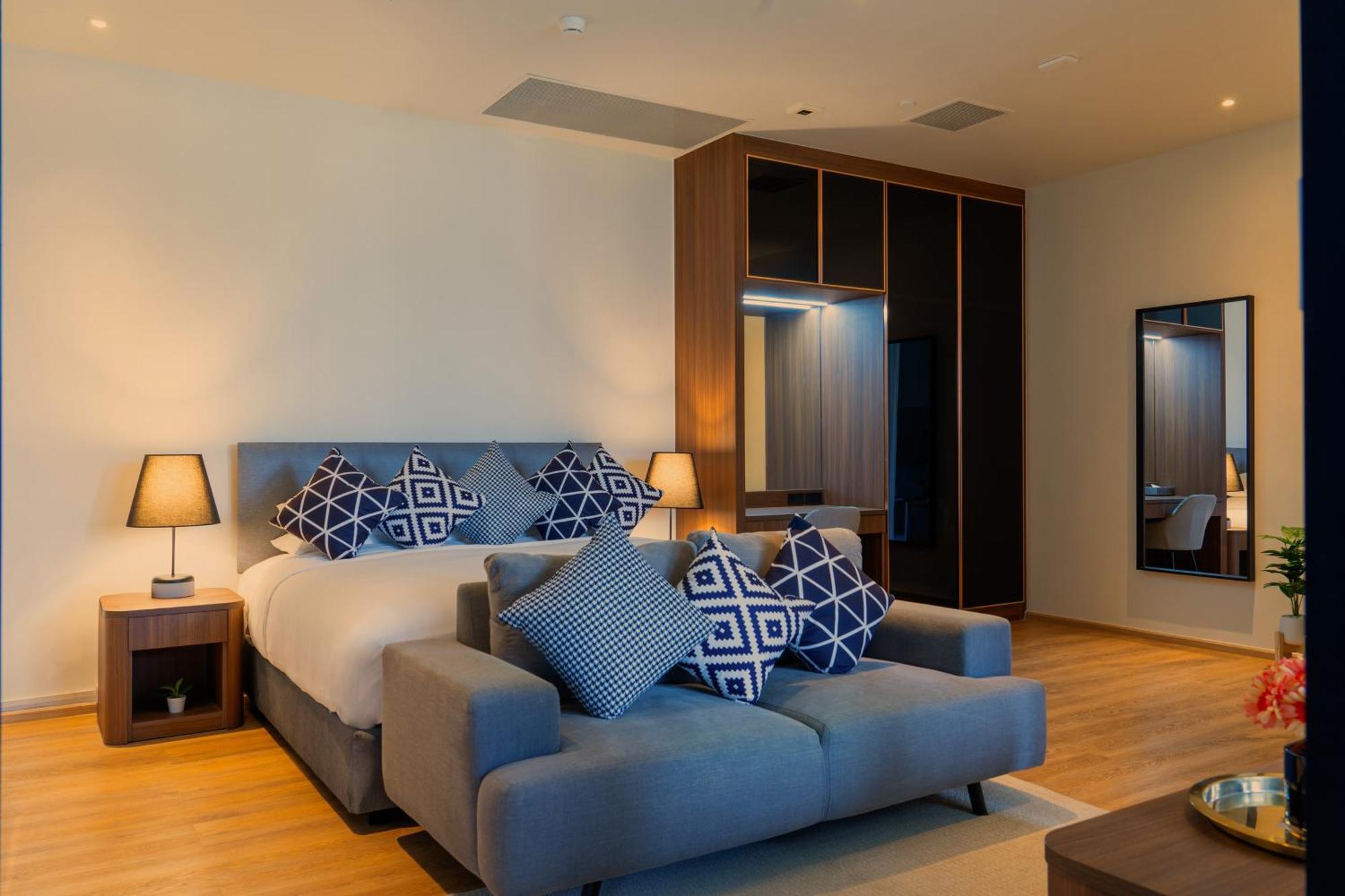 Walton Suites Sukhumvit Bangkok Ngoại thất bức ảnh